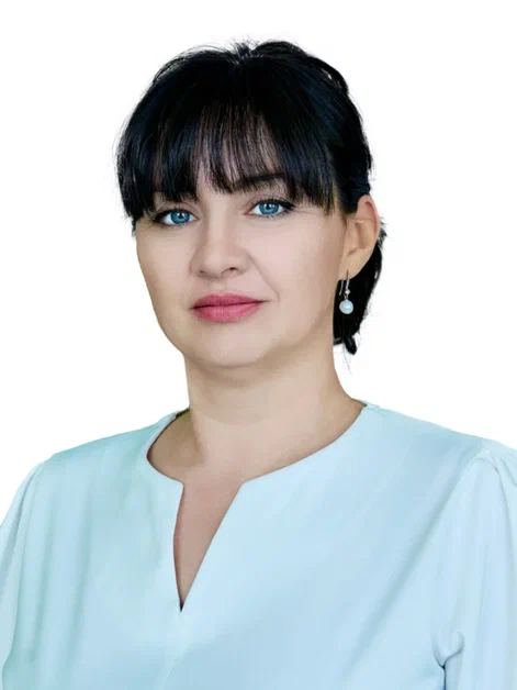 Воспитатель Квижинадзе Елена Александровна.
